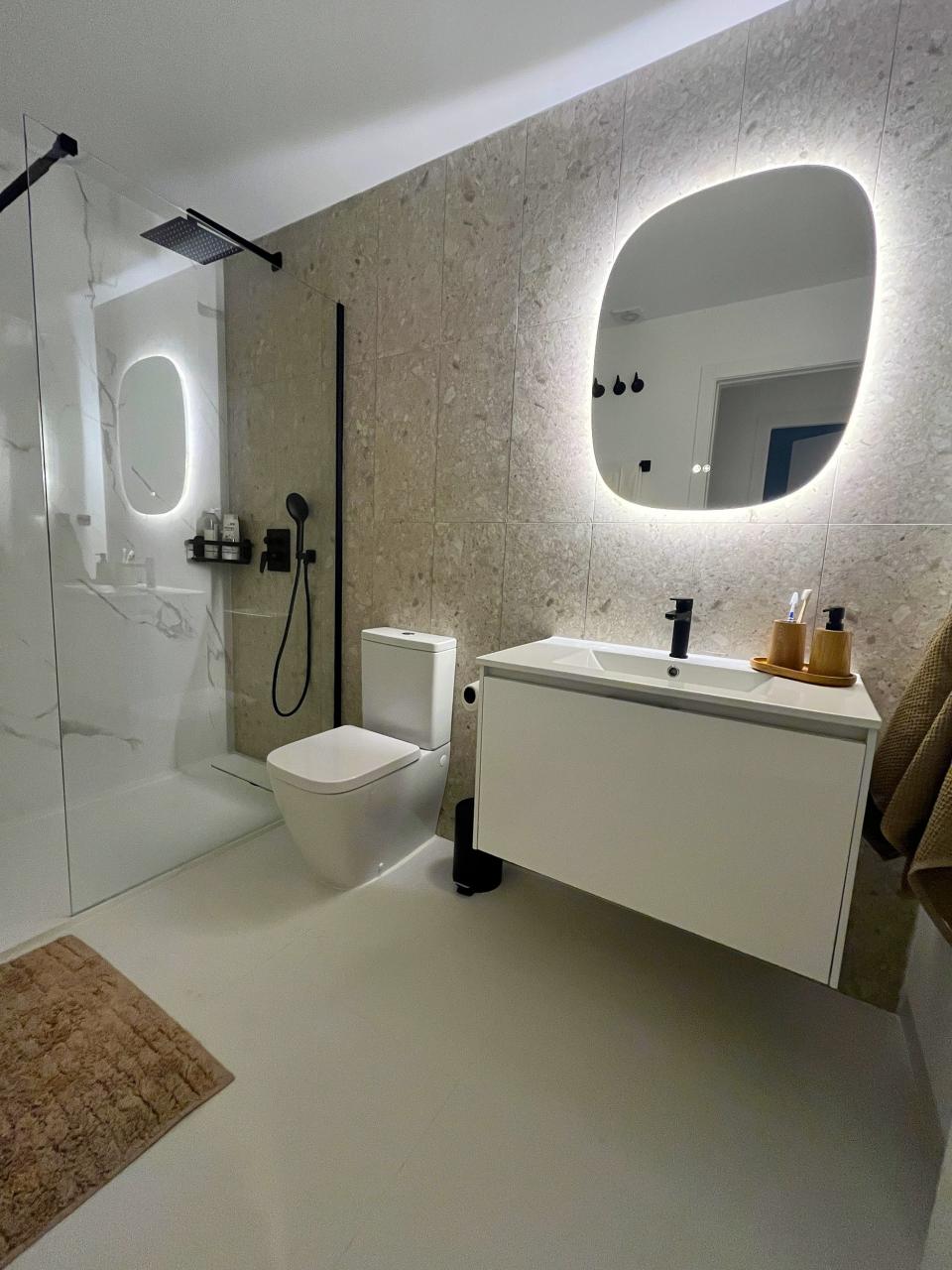 Luxuriously furnished apartment and bathroom equipment.